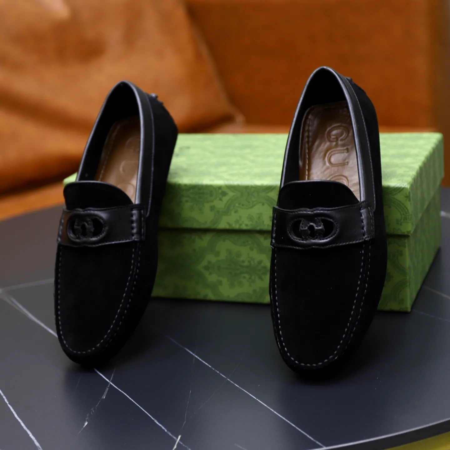 Ex-factory price: 460💰[GUCCI] Gucci ⚠️High-end men’s driving and pedal series ⚠️38-44 (customized for 45) ⚠️All original cowhide leather! Thick and soft! Made entirely of calfskin lining! Rubber sheet anti-slip beanie sole! Three-dimensional package technology! Fashionable and classic! Handicrafts! Original high quality! Feel free to compare!